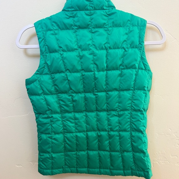 Marmot Insulated Vest - Picture 2 of 2